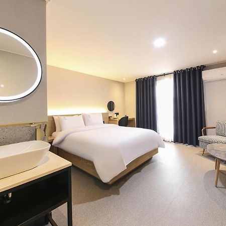 LABE Hotel Čondžu Exteriér fotografie