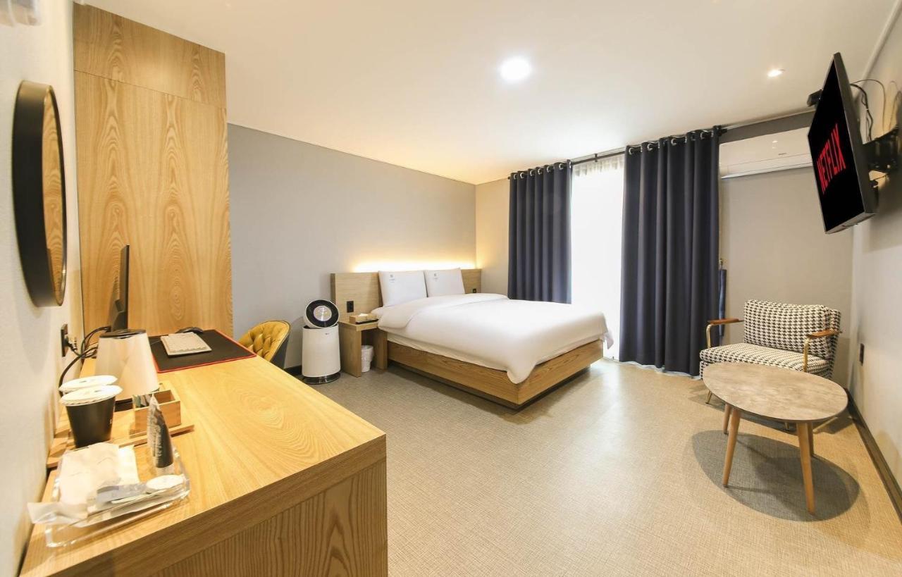 LABE Hotel Čondžu Exteriér fotografie