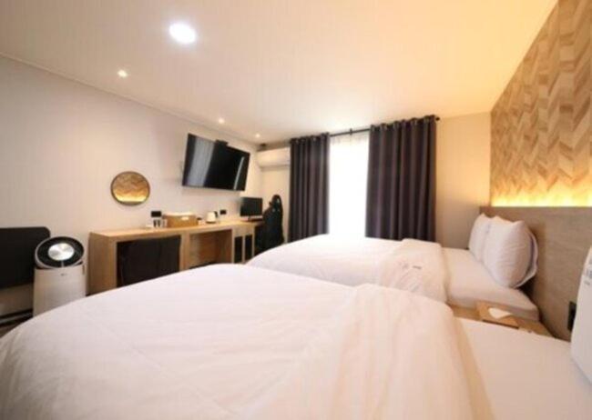 LABE Hotel Čondžu Exteriér fotografie